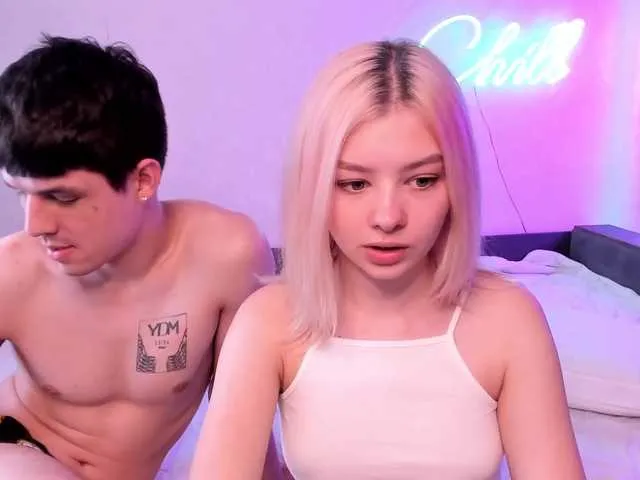 Live sex webcam photo for 7AngelMike7 #273208746