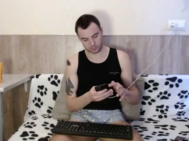 Live sex webcam photo for 7Arik7 #290487669