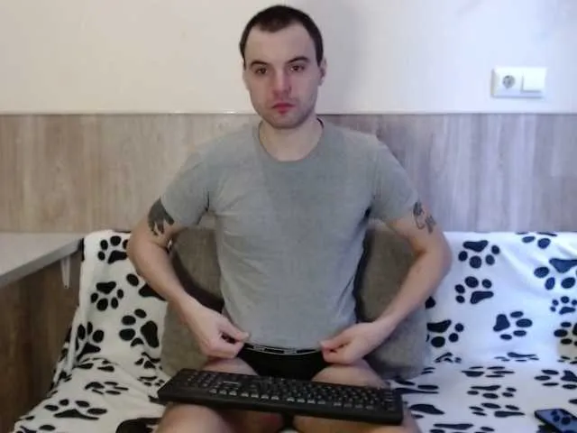 Live sex webcam photo for 7Arik7 #290861276