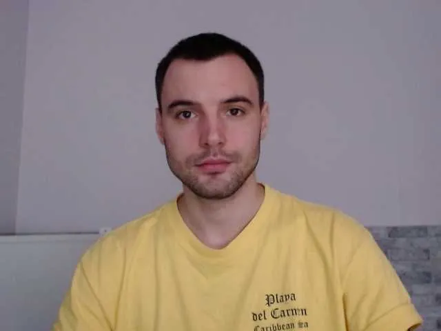 Live sex webcam photo for 7Arik7 #290970767