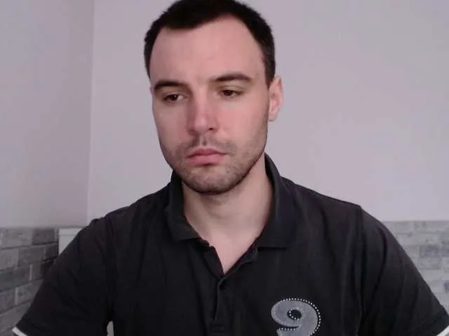 Live sex webcam photo for 7Arik7 #291014709