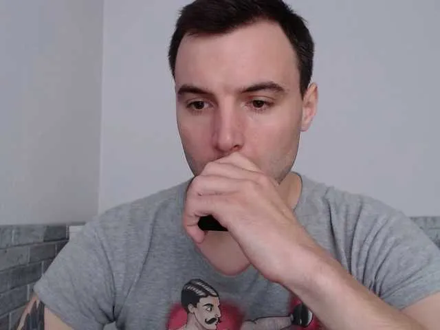 Live sex webcam photo for 7Arik7 #291238166