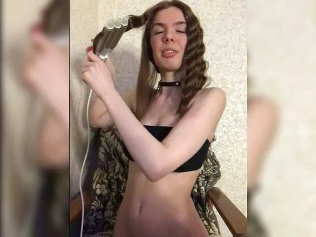 Live sex webcam photo for 7FunnyBunny7 #274515280