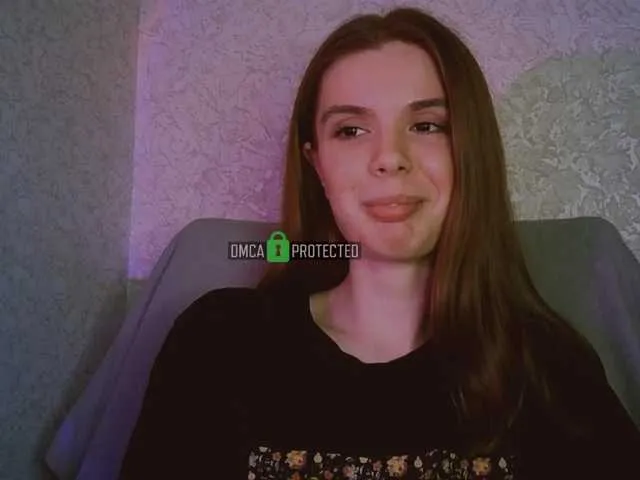 Live sex webcam photo for 7FunnyBunny7 #275588335
