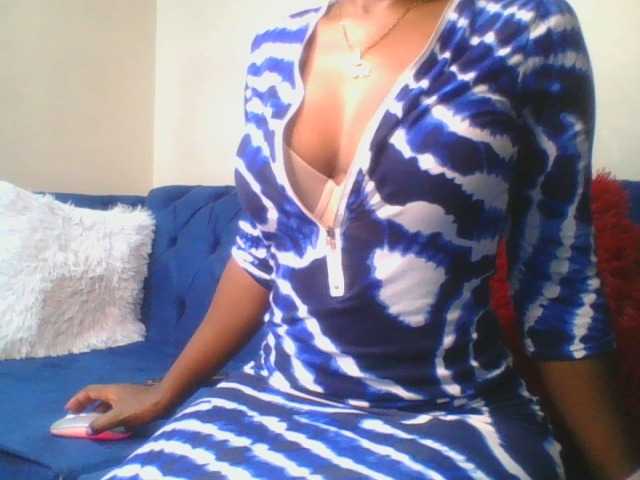 Live sex webcam photo for 7Naila1 #276162491