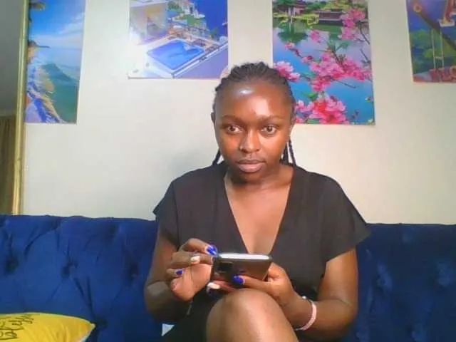 Live sex webcam photo for 7Naila1 #277065441