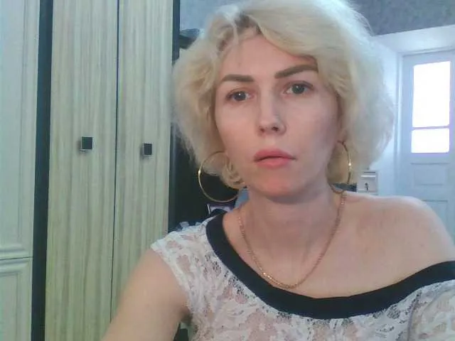 Live sex webcam photo for 8000Boginya #276072117