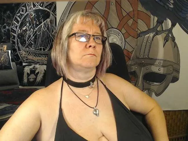 Live sex webcam photo for 90dTitten #291968161