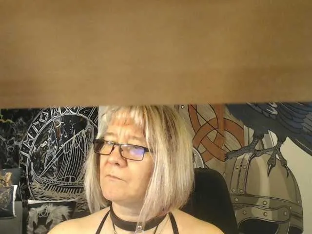 Live sex webcam photo for 90dTitten #292163876