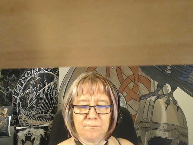 Live sex webcam photo for 90dTitten #292356194