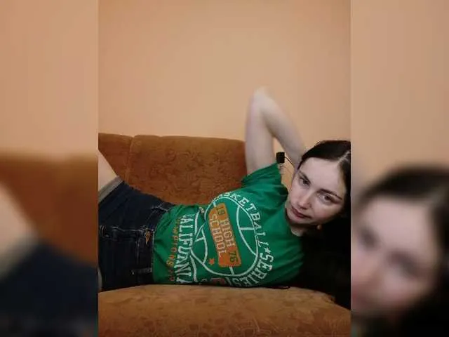 Live sex webcam photo for 99Veronika99 #273081319