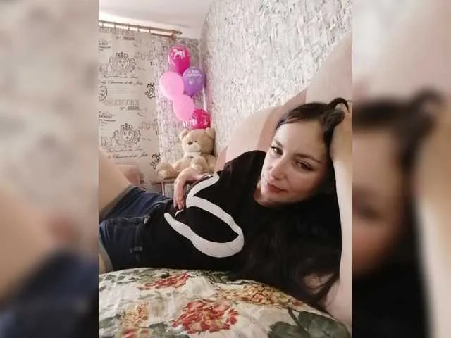 Live sex webcam photo for 99Veronika99 #273569166