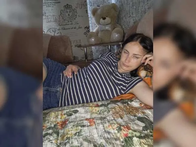 Live sex webcam photo for 99Veronika99 #275543803