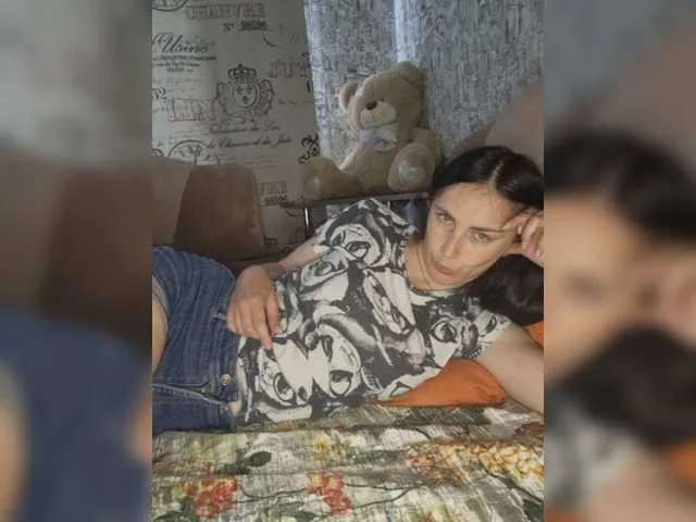 Live sex webcam photo for 99Veronika99 #275675604
