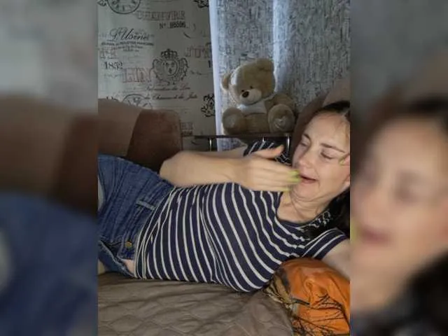 Live sex webcam photo for 99Veronika99 #276184773