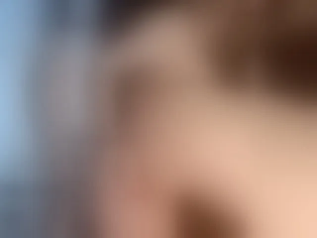 Live sex webcam photo for A-Huli #293600497