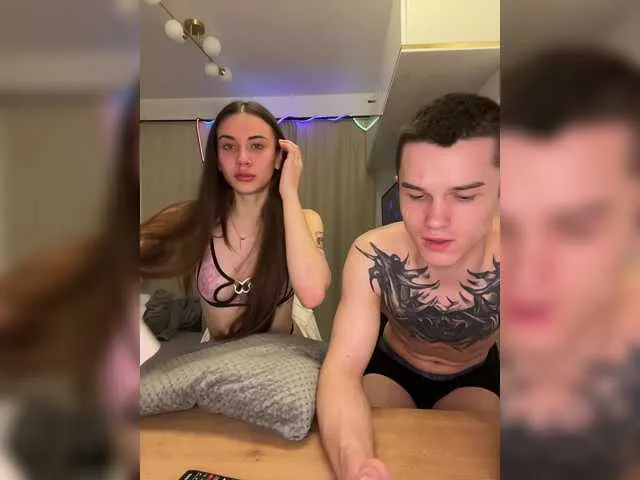 Live sex webcam photo for AAOneLove #293540498