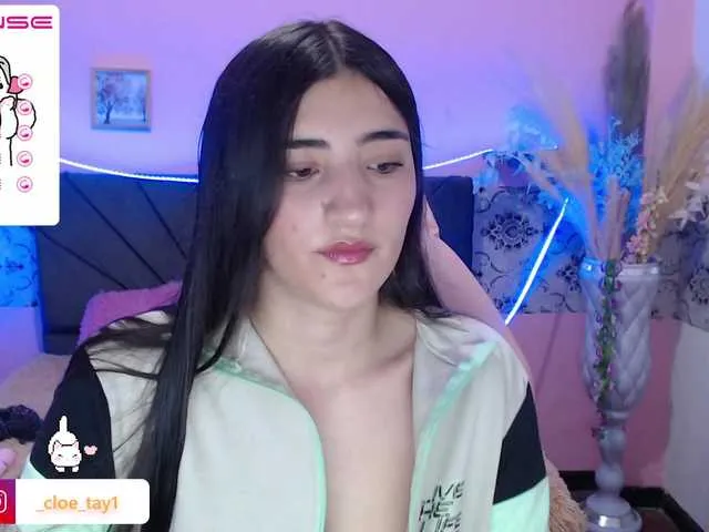 Live sex webcam photo for AHRI-TAY #275631572