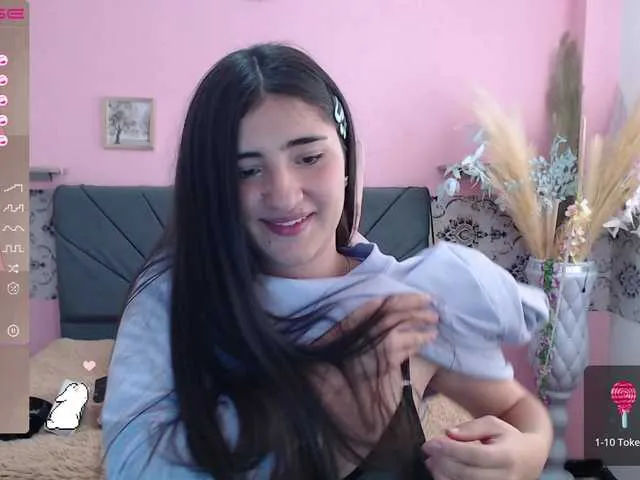 Live sex webcam photo for AHRI-TAY #275915100