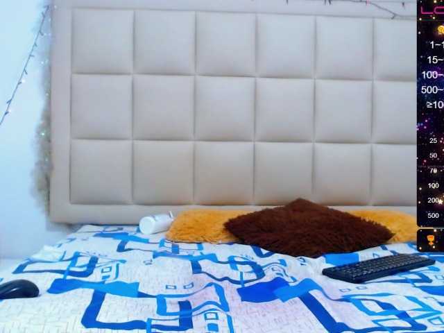 Live sex webcam photo for AISHA2002 #273838401