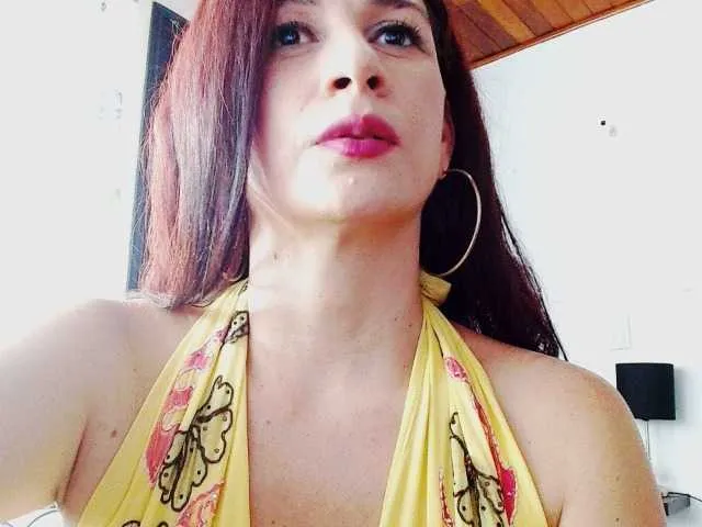 Live sex webcam photo for ALEXANDRAHONN #275553185