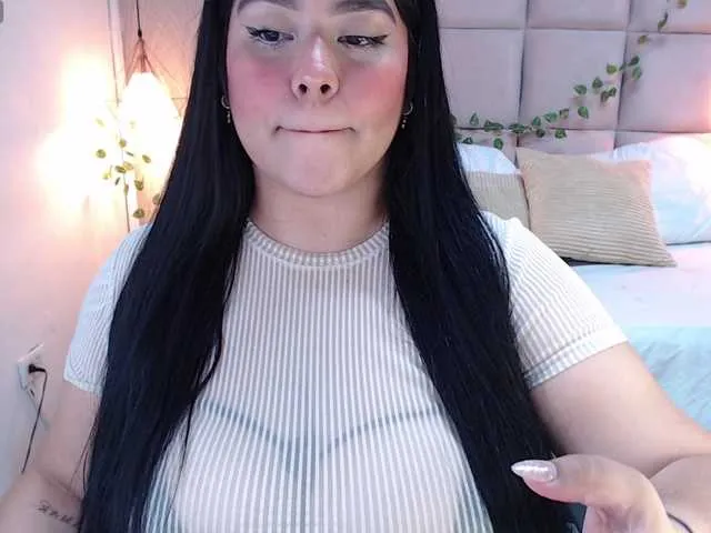 Live sex webcam photo for ALEXXA-CURVY #290538346