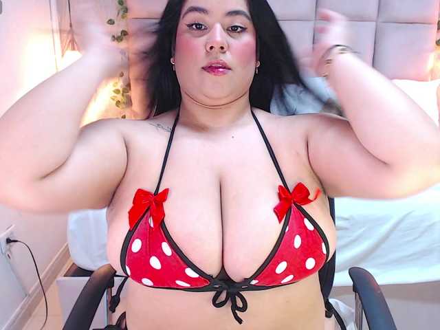 Live sex webcam photo for ALEXXA-CURVY #291047777