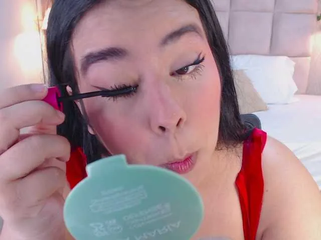 Live sex webcam photo for ALEXXA-CURVY #292271804