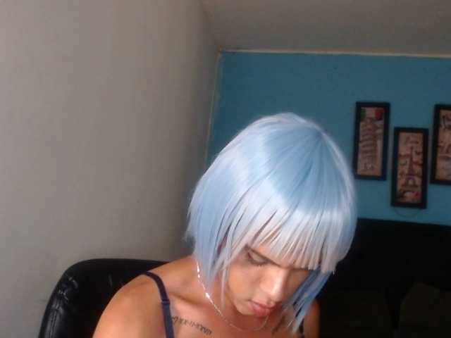 Live sex webcam photo for ALEZATAYLOR #274348467