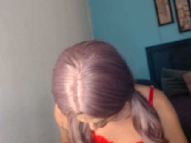 Live sex webcam photo for ALEZATAYLOR #274525156