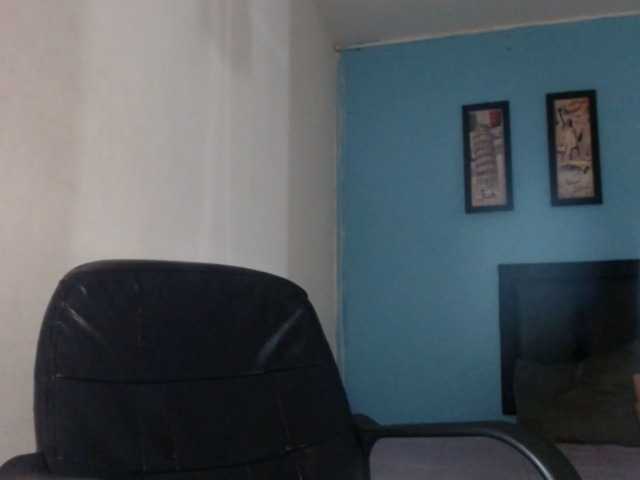 Live sex webcam photo for ALEZATAYLOR #275853606