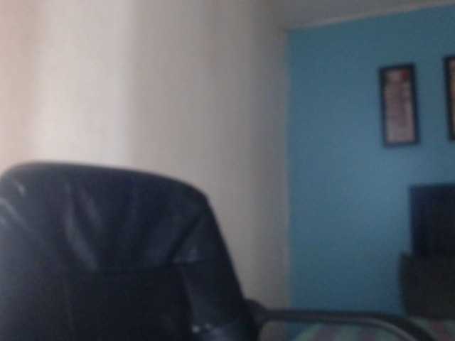 Live sex webcam photo for ALEZATAYLOR #276075735