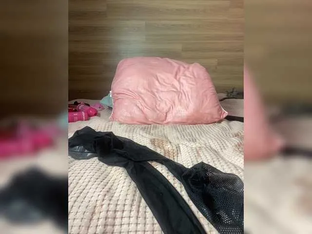 Live sex webcam photo for ALISAMAKS #292187526