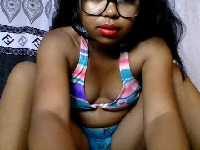 Live sex webcam photo for ALYASH #292771313