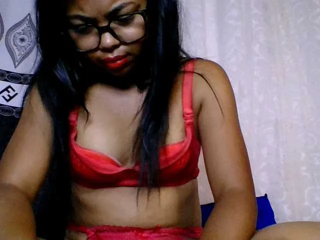 Live sex webcam photo for ALYASH #292958056