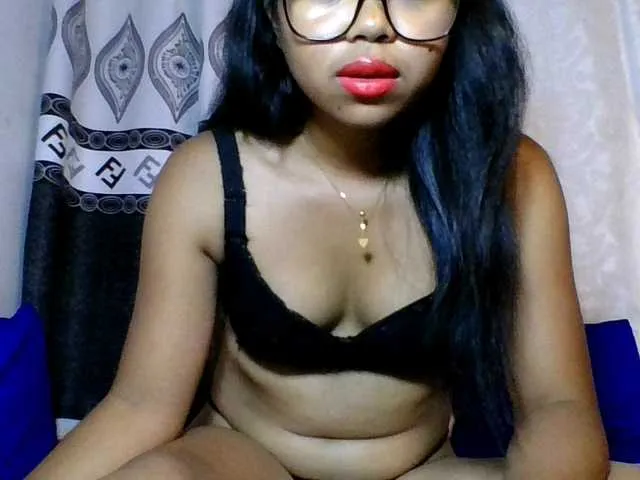 Live sex webcam photo for ALYASH #293046261