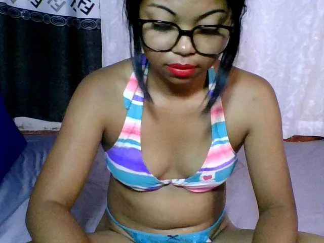 Live sex webcam photo for ALYASH #293079932