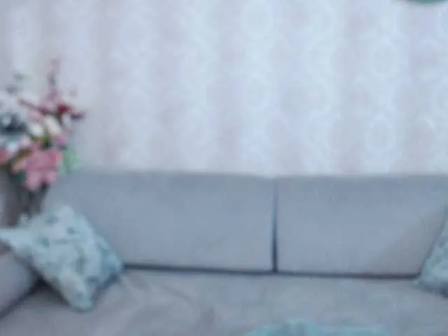 Live sex webcam photo for ALady69 #272140642