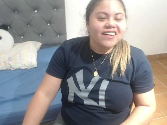 Live sex webcam photo for ANGEL-BUNNY #272546810