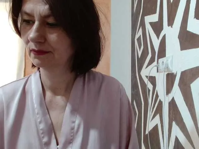 Live sex webcam photo for ANGELALADI #291001153