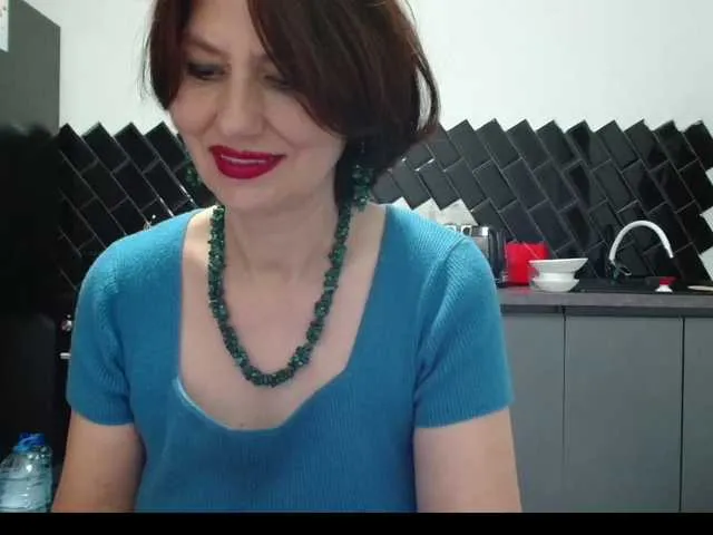 Live sex webcam photo for ANGELALADI #291888229