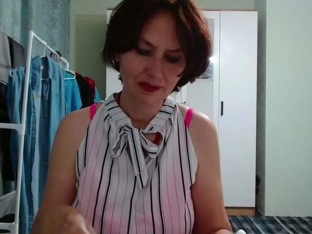 Live sex webcam photo for ANGELALADI #291957023