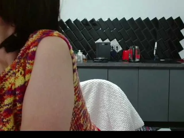 Live sex webcam photo for ANGELALADI #292323922