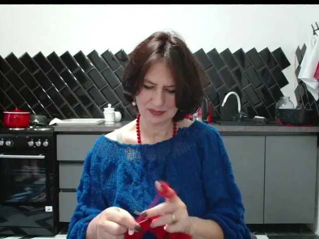 Live sex webcam photo for ANGELALADI #292369366