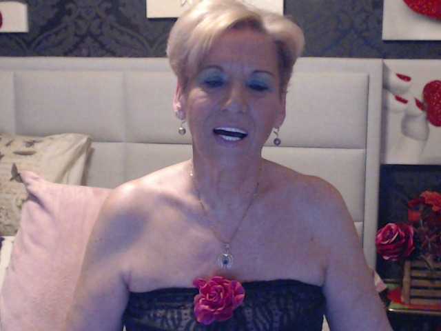 Live sex webcam photo for ANGELGRANNY #272253073