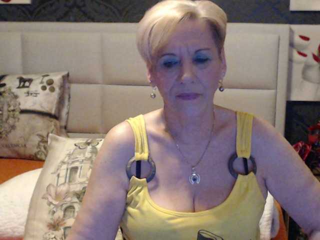 Live sex webcam photo for ANGELGRANNY #272528957