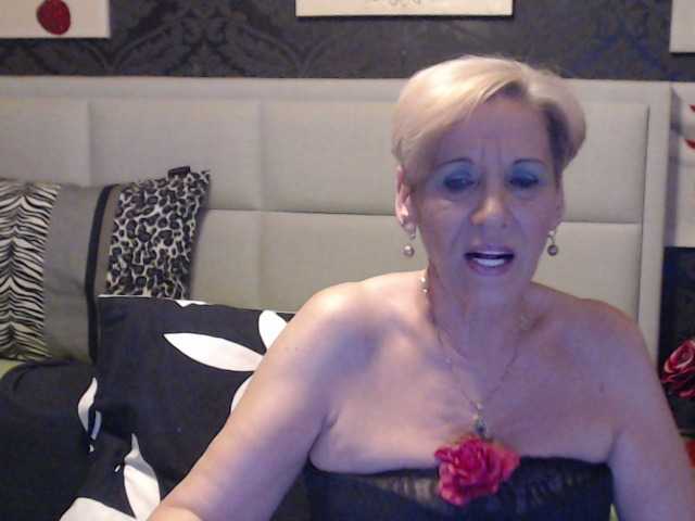 Live sex webcam photo for ANGELGRANNY #272992523