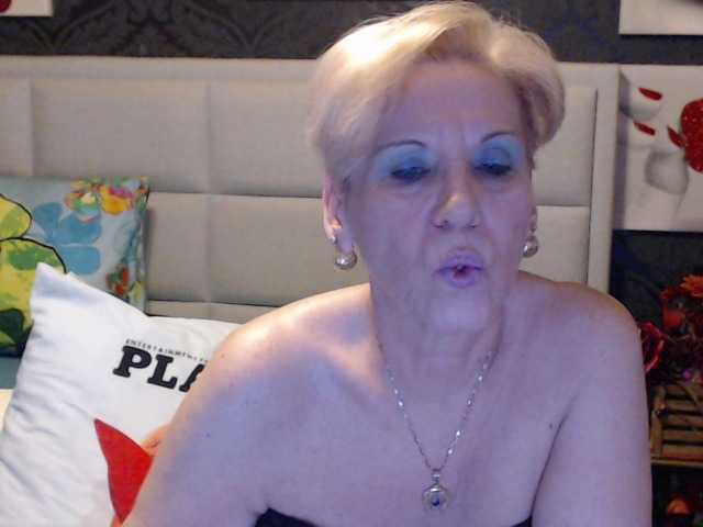 Live sex webcam photo for ANGELGRANNY #273108844