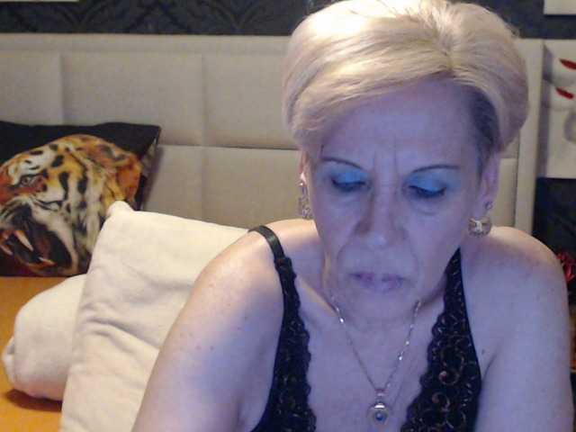 Live sex webcam photo for ANGELGRANNY #273340134