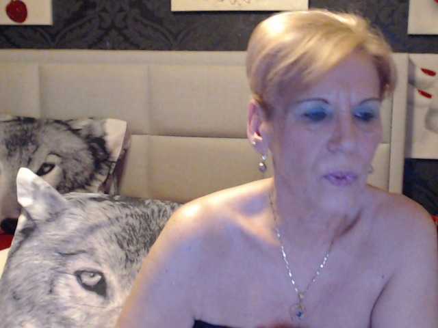 Live sex webcam photo for ANGELGRANNY #273787888